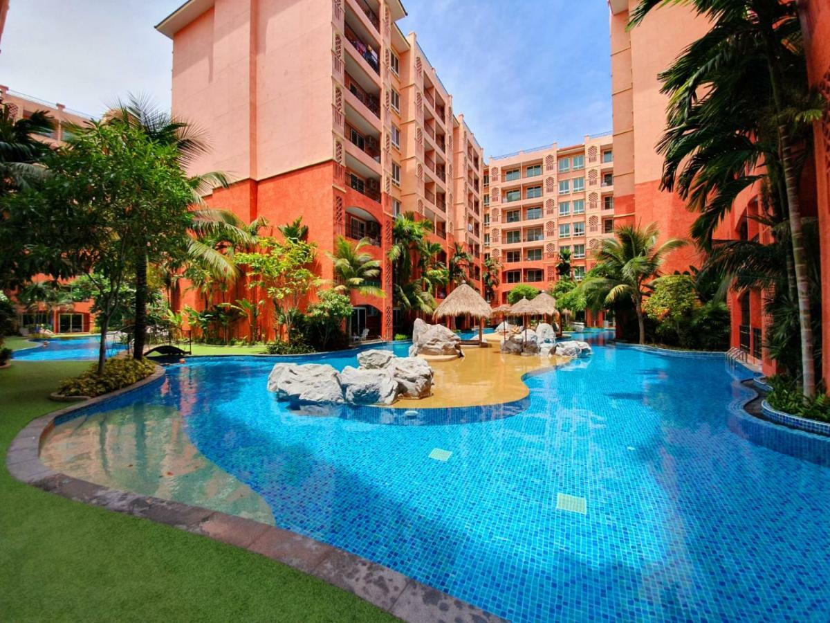 Seven Seas Condo By Dmitrii Bãi biển Jomtien Ngoại thất bức ảnh