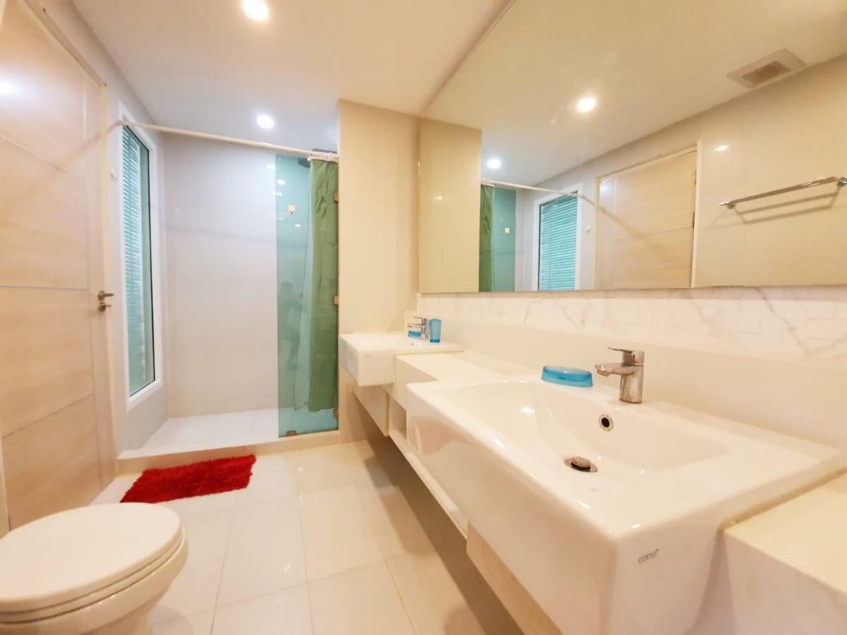 Seven Seas Condo By Dmitrii Bãi biển Jomtien Ngoại thất bức ảnh