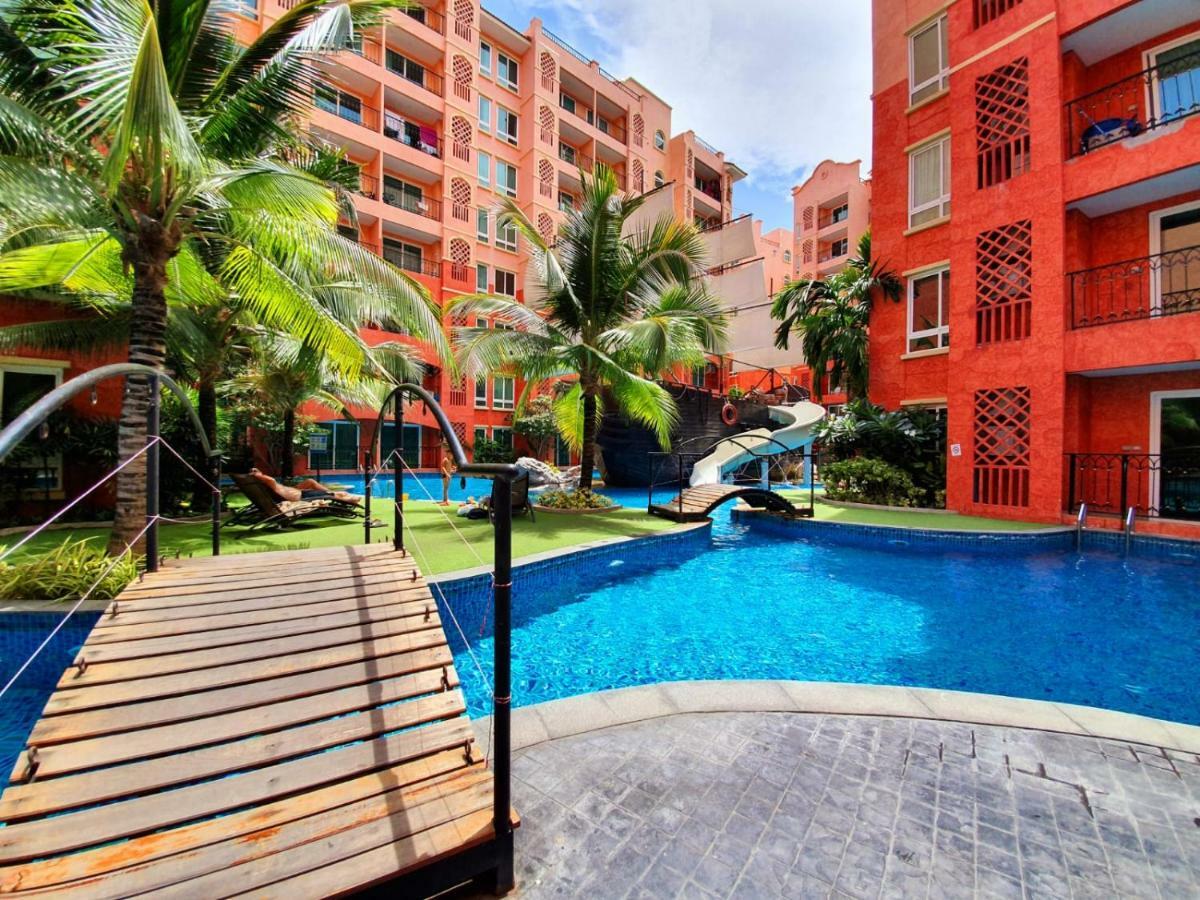 Seven Seas Condo By Dmitrii Bãi biển Jomtien Ngoại thất bức ảnh