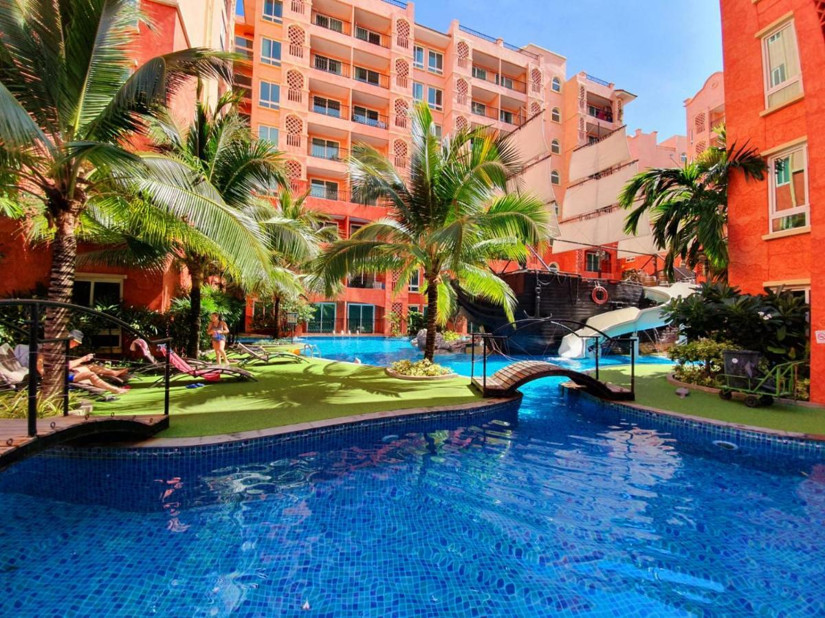 Seven Seas Condo By Dmitrii Bãi biển Jomtien Ngoại thất bức ảnh