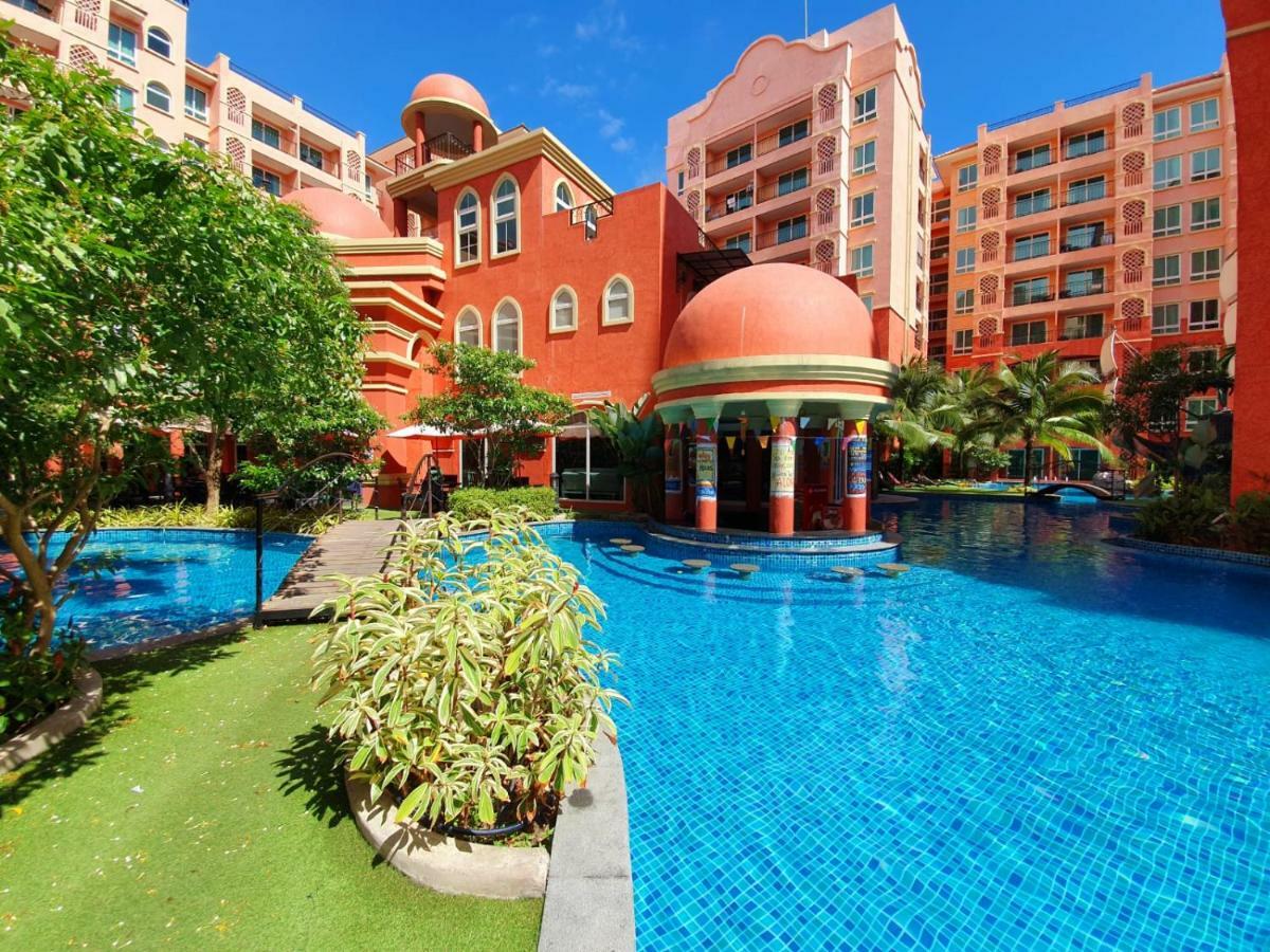 Seven Seas Condo By Dmitrii Bãi biển Jomtien Ngoại thất bức ảnh