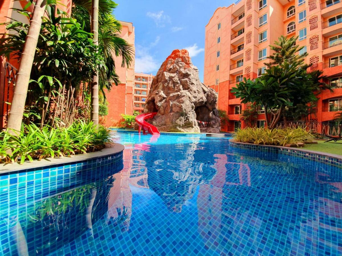 Seven Seas Condo By Dmitrii Bãi biển Jomtien Ngoại thất bức ảnh