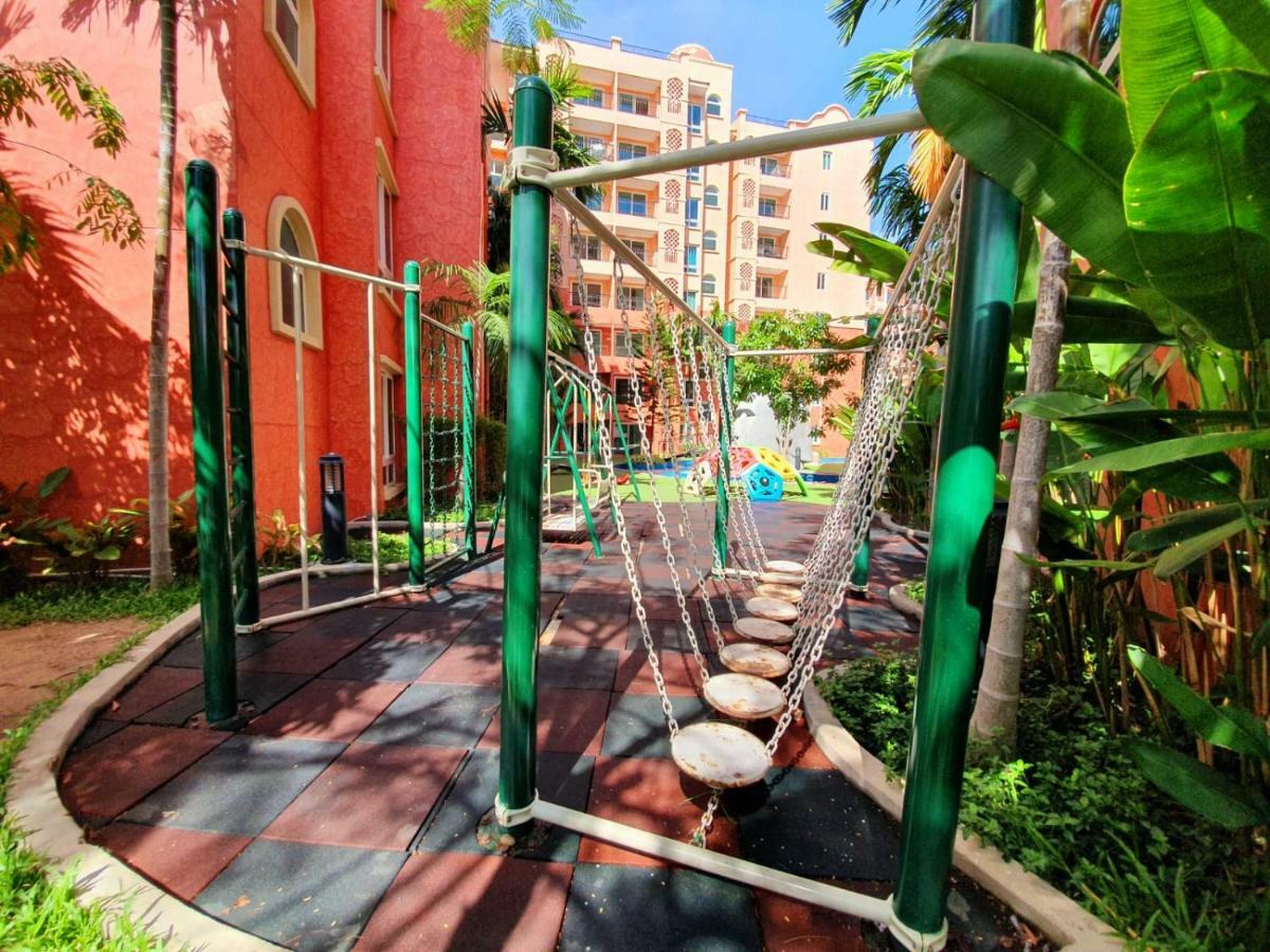 Seven Seas Condo By Dmitrii Bãi biển Jomtien Ngoại thất bức ảnh