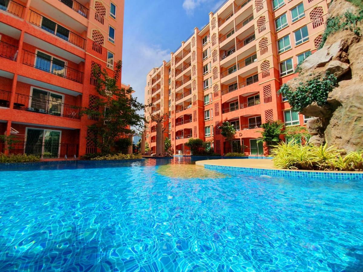 Seven Seas Condo By Dmitrii Bãi biển Jomtien Ngoại thất bức ảnh