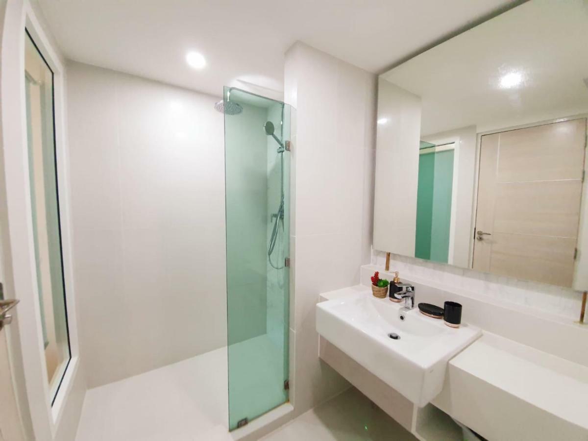 Seven Seas Condo By Dmitrii Bãi biển Jomtien Ngoại thất bức ảnh