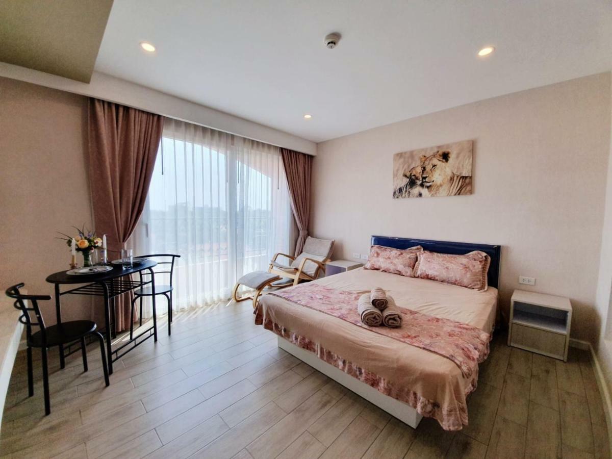 Seven Seas Condo By Dmitrii Bãi biển Jomtien Ngoại thất bức ảnh