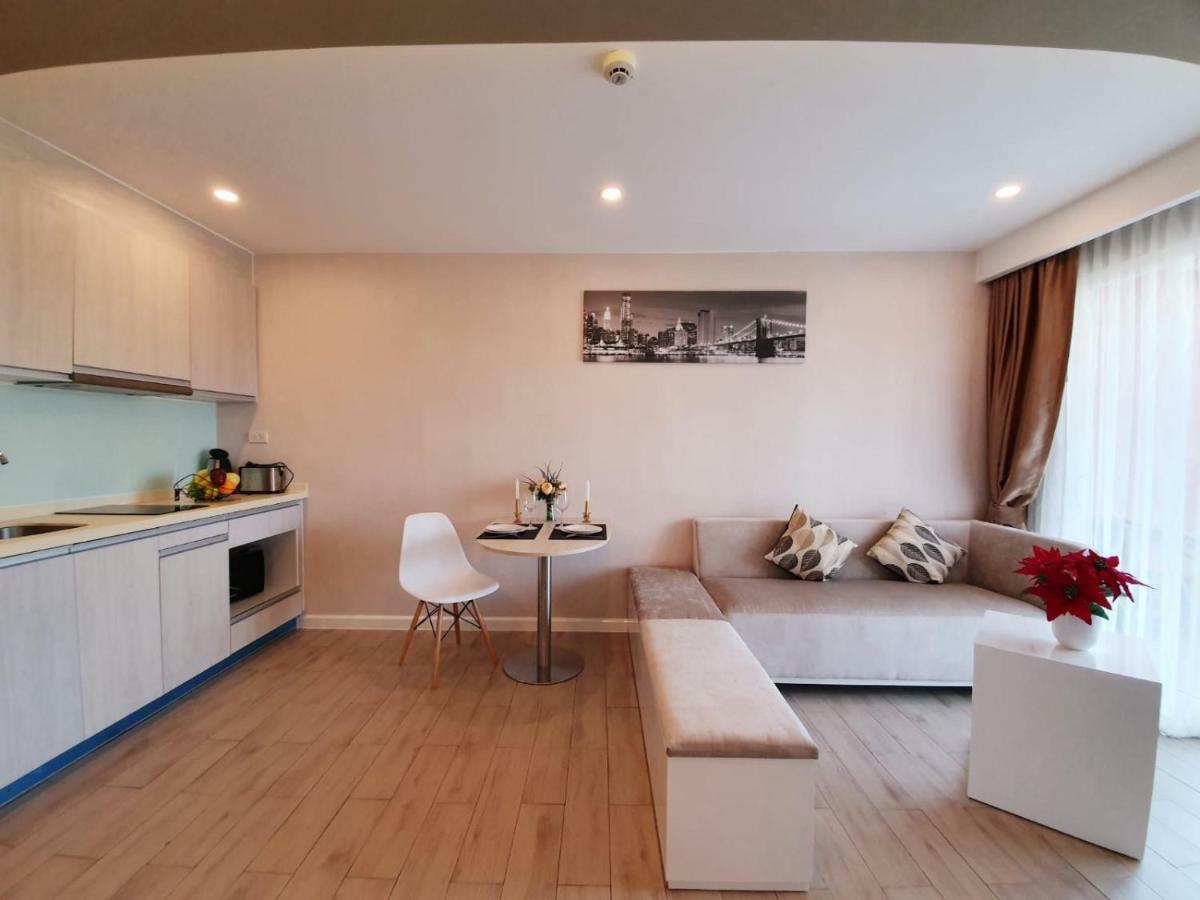 Seven Seas Condo By Dmitrii Bãi biển Jomtien Ngoại thất bức ảnh