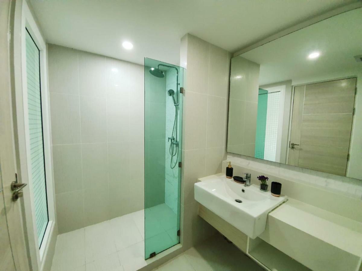 Seven Seas Condo By Dmitrii Bãi biển Jomtien Ngoại thất bức ảnh