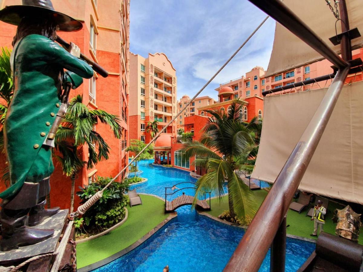 Seven Seas Condo By Dmitrii Bãi biển Jomtien Ngoại thất bức ảnh